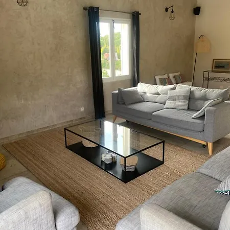 别墅 Jolie Avec Piscine 8 Couchages