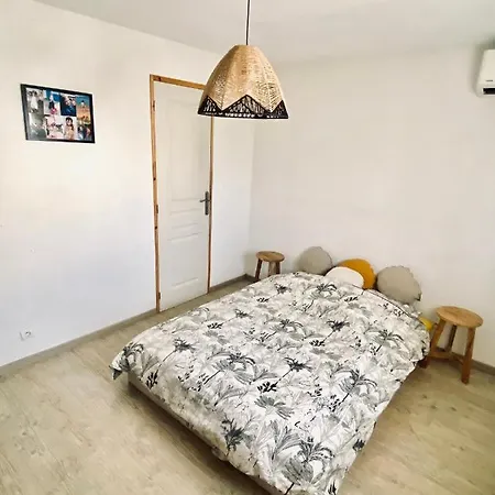 Jolie Avec Piscine 8 Couchages *