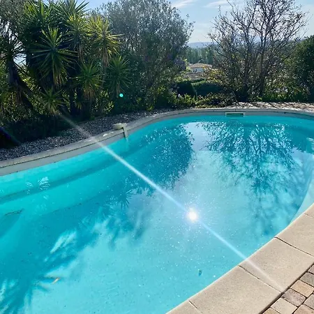 Jolie Avec Piscine 8 Couchages Fréjus